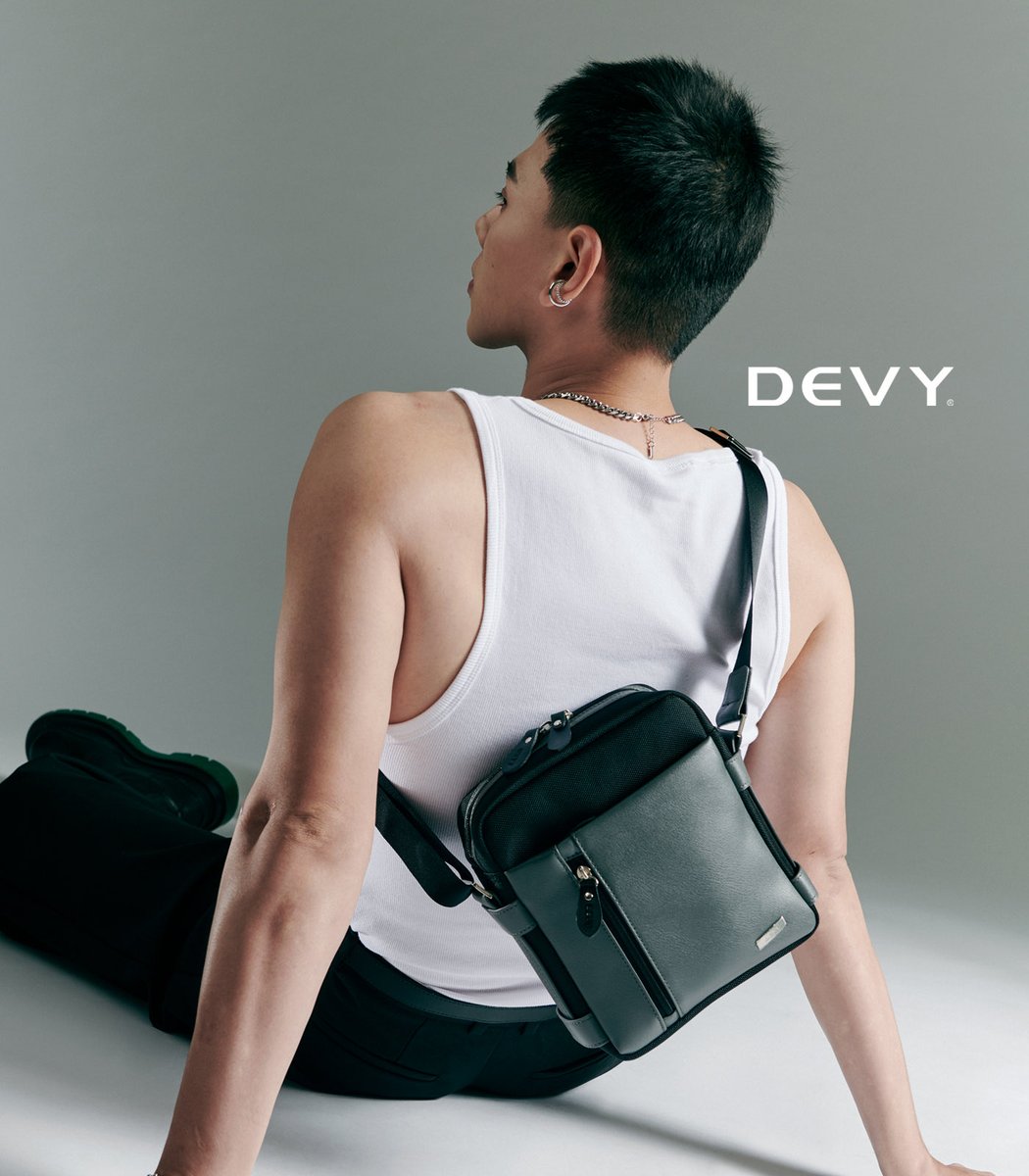littleacforme's tweet photo. wanna see 2024 present version of Daou Pittaya
#devythebag #DevyXDaou #oueiija https://t.co/HHSF7owh9p
