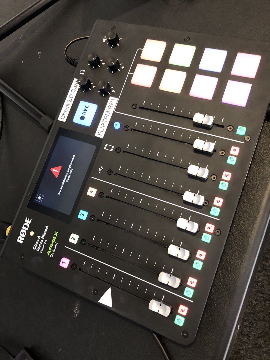 Podcasting with <a href="/FlirtFM/">Flirt FM 101.3</a> 

Lots of cool tech to try… #digitalskills #podcast #audacity #staffstudentpartnership #digitalchampions