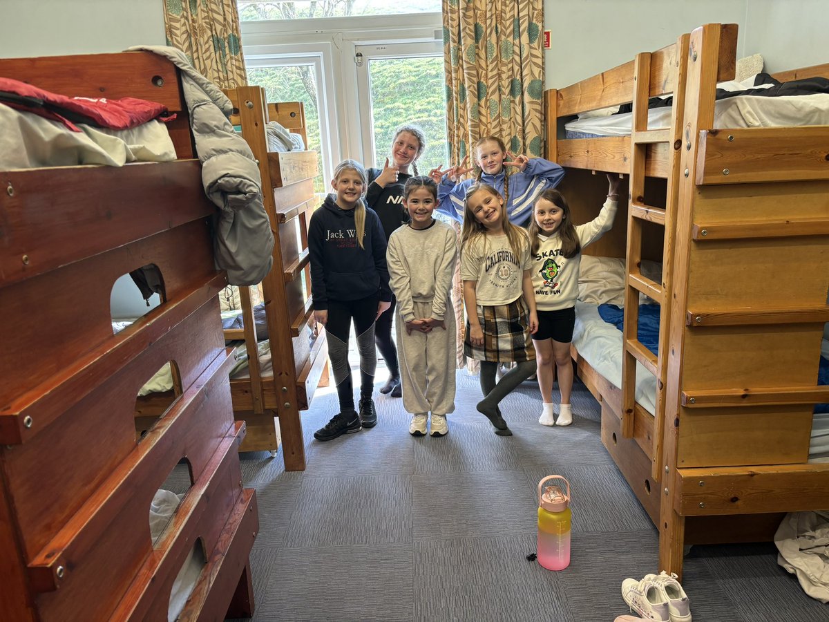 mrsoroberts1's tweet photo. Rooms ready and about to head out onto activity number 1 @YsgolMaesglas https://t.co/WyL7DahyQL