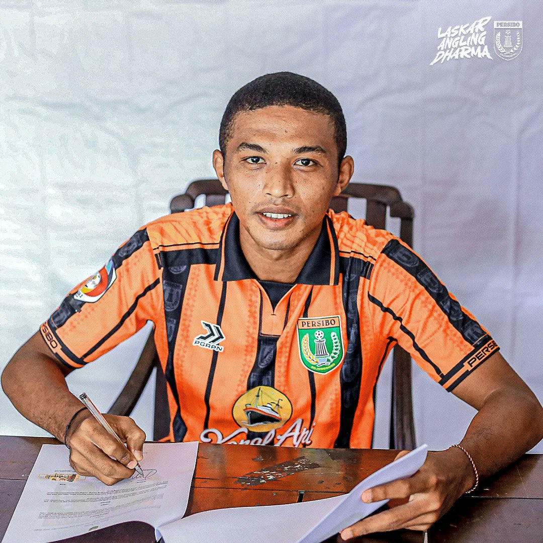 𝗪𝗲𝗹𝗰𝗼𝗺𝗲 𝗙𝗮𝗿𝗶𝗱 "𝗔𝗺𝗯𝗼𝗻" 𝗙𝗮𝘂𝘇𝗶!

Our new Dragon are coming!
Ucapkan selamat datang kepada A. farid "Ambon" Fauzi di Bumi Angling Dharma.

Sugeng Rawuh Ambon ! 🐉

🟠🟠

#Persibo #persibobojonegoro #COAD