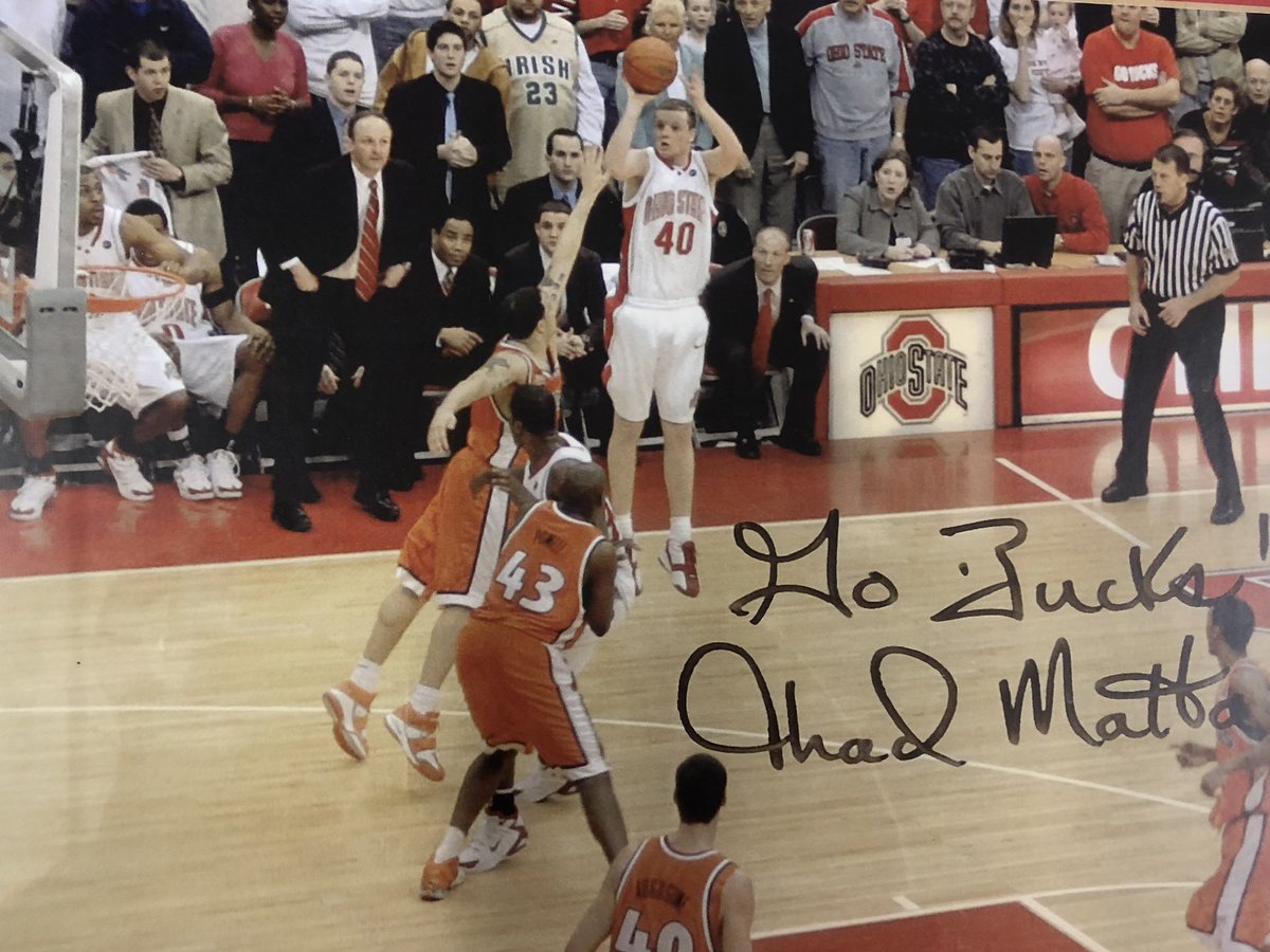 MattMcCoyRadio's tweet photo. Happy anniversary to Thad Matta, @MattySly40, @TDIALS34, @FussCheatham, @JJSullinger & the 2005 Basketball Buckeyes. The incredible win over undefeated & No. 1 Illinois was 19 years ago today. As electric as the Schott has ever been https://t.co/oxMyotfXPL