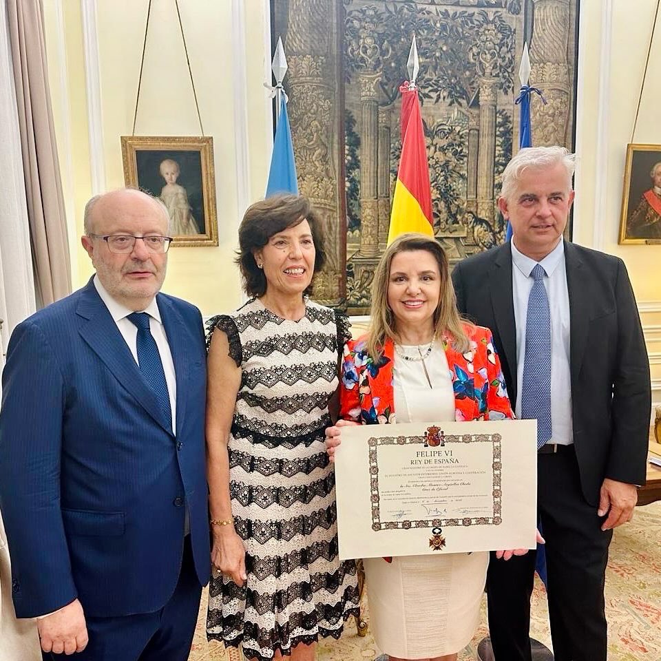 Claudia Álvarez Argüelles tweet media