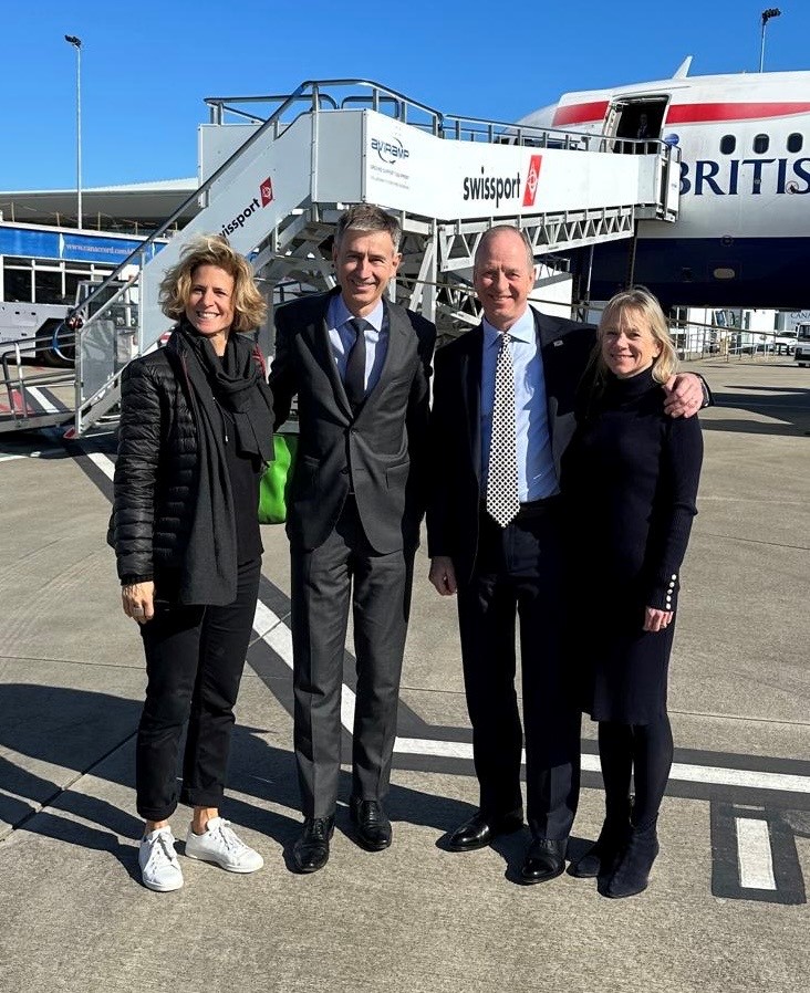 The Lieutenant Governor of Jersey, Vice Admiral Jerry Kyd, welcomed the Swiss Ambassador @SwissAmbUK and his delegation to Jersey this afternoon ahead of series of diplomatic and cultural engagements designed to bolster ties with our European counterparts. @SwissEmbassyUK