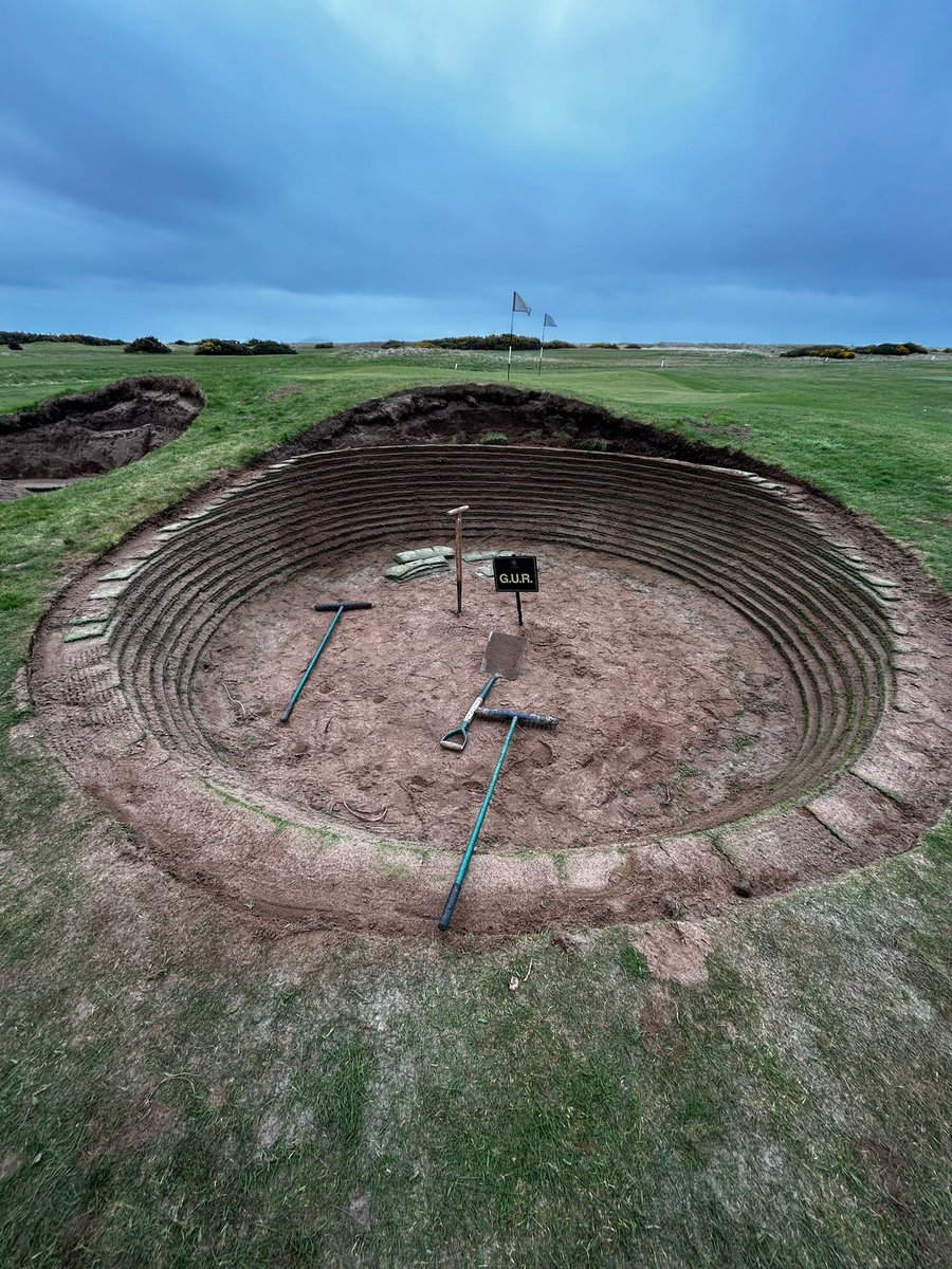 After @TheHomeofGolf Turnberry is maybe the most revered course in UK hence a thrill 2c 1st @DuraBunker on its way up @TrumpTurnberry - Thnx 2 Allan Patterson & team 4 the opportunity with special thnx 2 one of our favourite Scotsmen @Sfergusson10 for leading the team #Turnberry