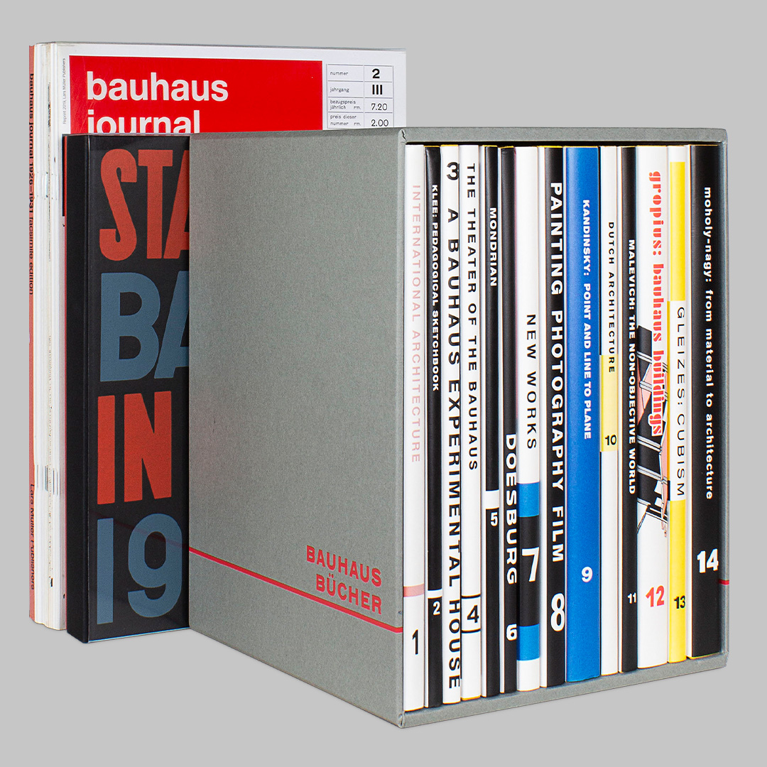 LarsMullerBooks's tweet photo. 📚 New book bundles are available on our webshop from today! Ranging from the "Typography Masters Bundle" to the "Kenya Hara Bundle", these collections of seminal titles are available at reduced prices. The occasion? Spring is only around the corner!

🔗 https://t.co/v8mtcmXu3g https://t.co/HBILmfKOWp