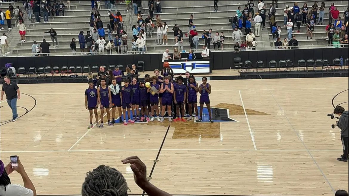 2023-2024 Coyotes
21-14 Record
2nd Consecutive District Championship 
4th straight Bi-District Championship
2nd Straight Area Championship
Reg.Quarterfinal Champions
Reg. Semi-Final Appearance (1st in school History)
20 wins fourth year in a row
5th straight playoff Appearance