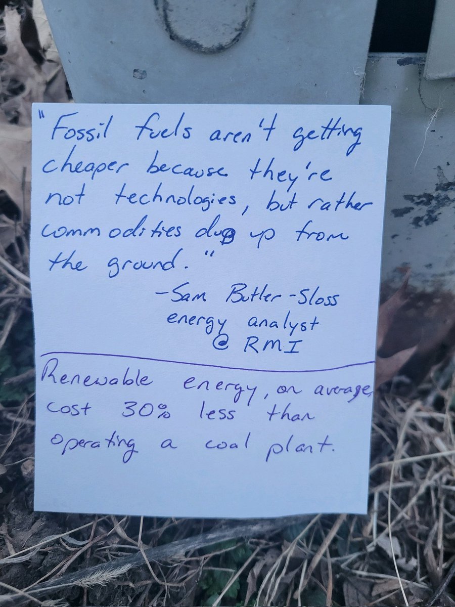 ComicsClimate's tweet image. Comic #153a #ComicsForClimate #infrastructure #GreenEnergy #windenergy #solarenergy #RenewableEnergyForTheFuture #vote #FossilFuelsNeedToGo #WeHaveTheTechnology #WeCanDoThis