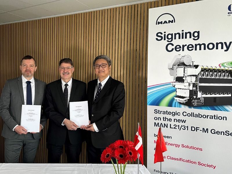 mundomaritimo's tweet image. #MANEnergySolutions y #ChinaClassificationSociety firman preacuerdo para motor de metanol de combustible dual @man_e_s #MundoMaritimo buff.ly/4c4cfor