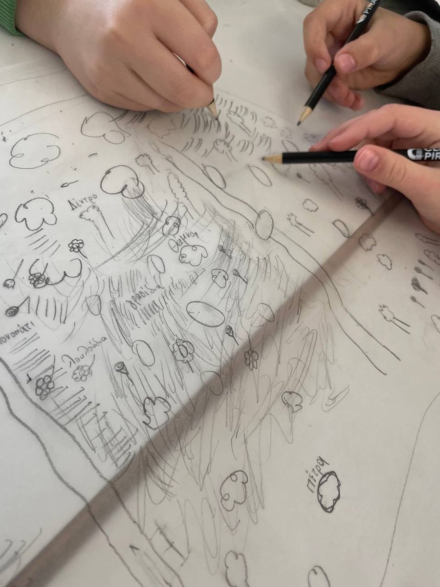 📣The schoolture for Climate Change workshops with the 4th grade students of the 3rd Zografou Primary School have started!
📍participatory walk in the park of Agia Eleni

#SCHOOLTURE #erasmusplus #europeanproject #eu #innovation #schooleducation #participatoryplans #climatechange