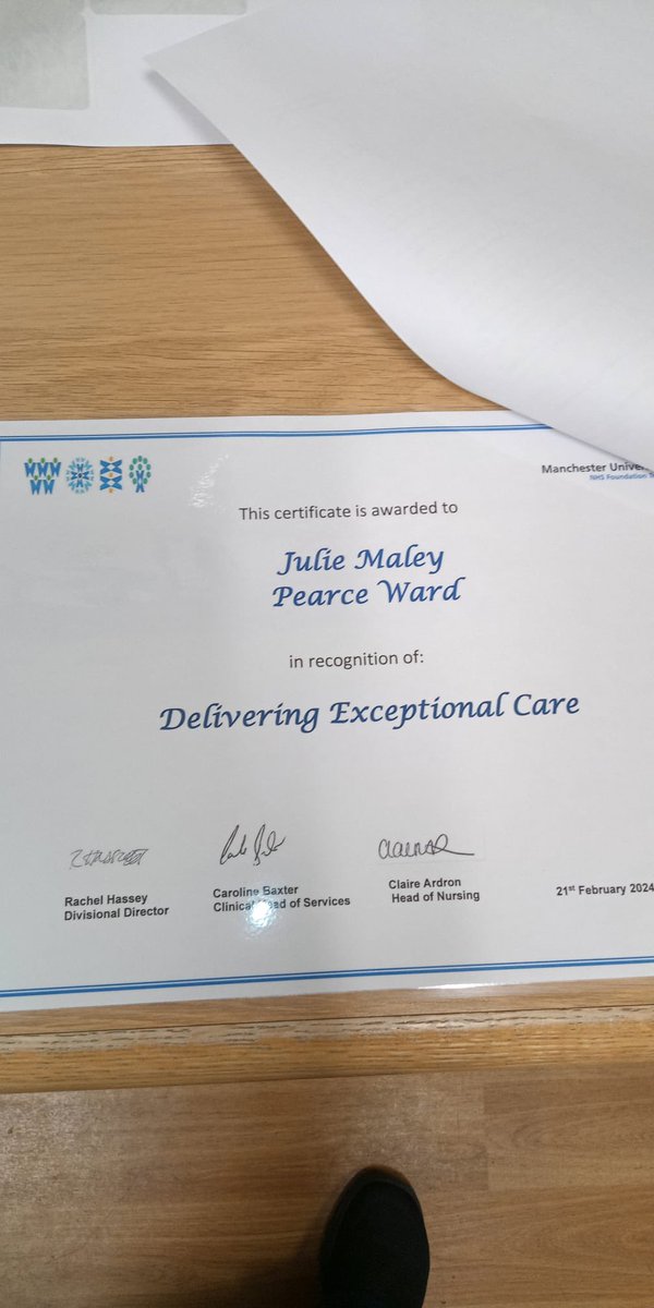 Congratulations to our Julie who has won an excellence award for delivering exceptional care! Couldn’t be any more deserved, well done Julie! ✨