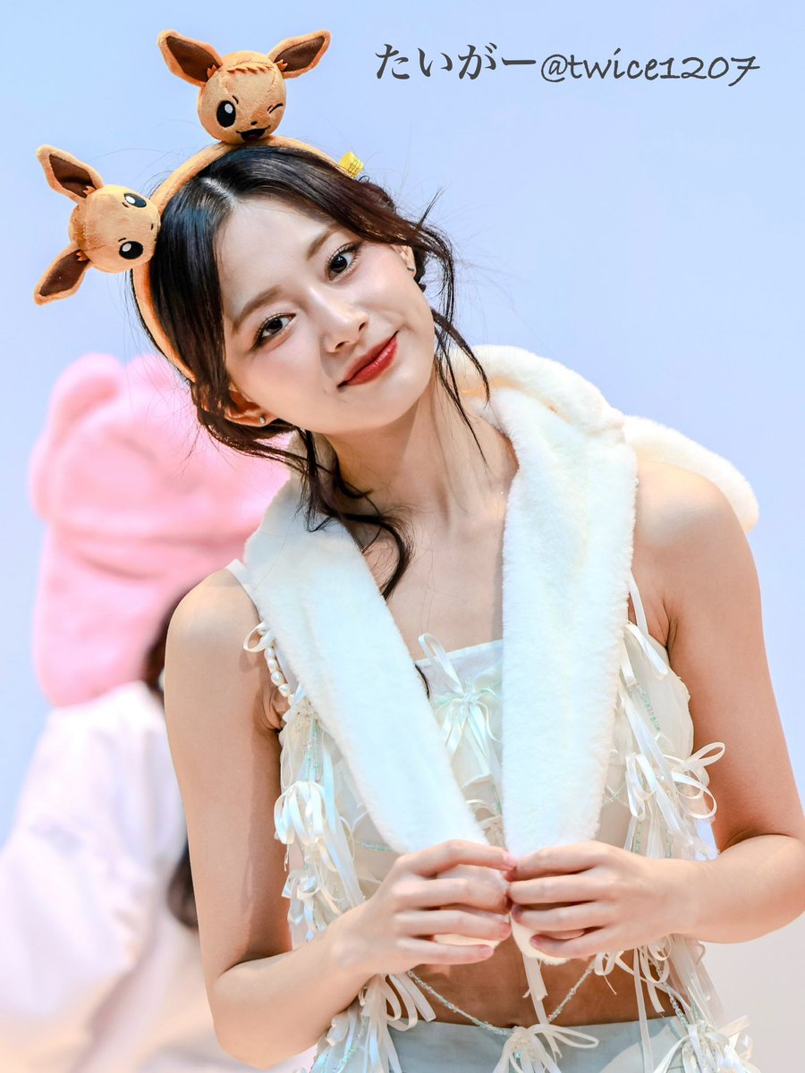 TWICE キャンディボン　ツウィtzuyuカバー付 C.C.] TWICE TZUYU's remarkable archery skills #TWICE #TZUYU