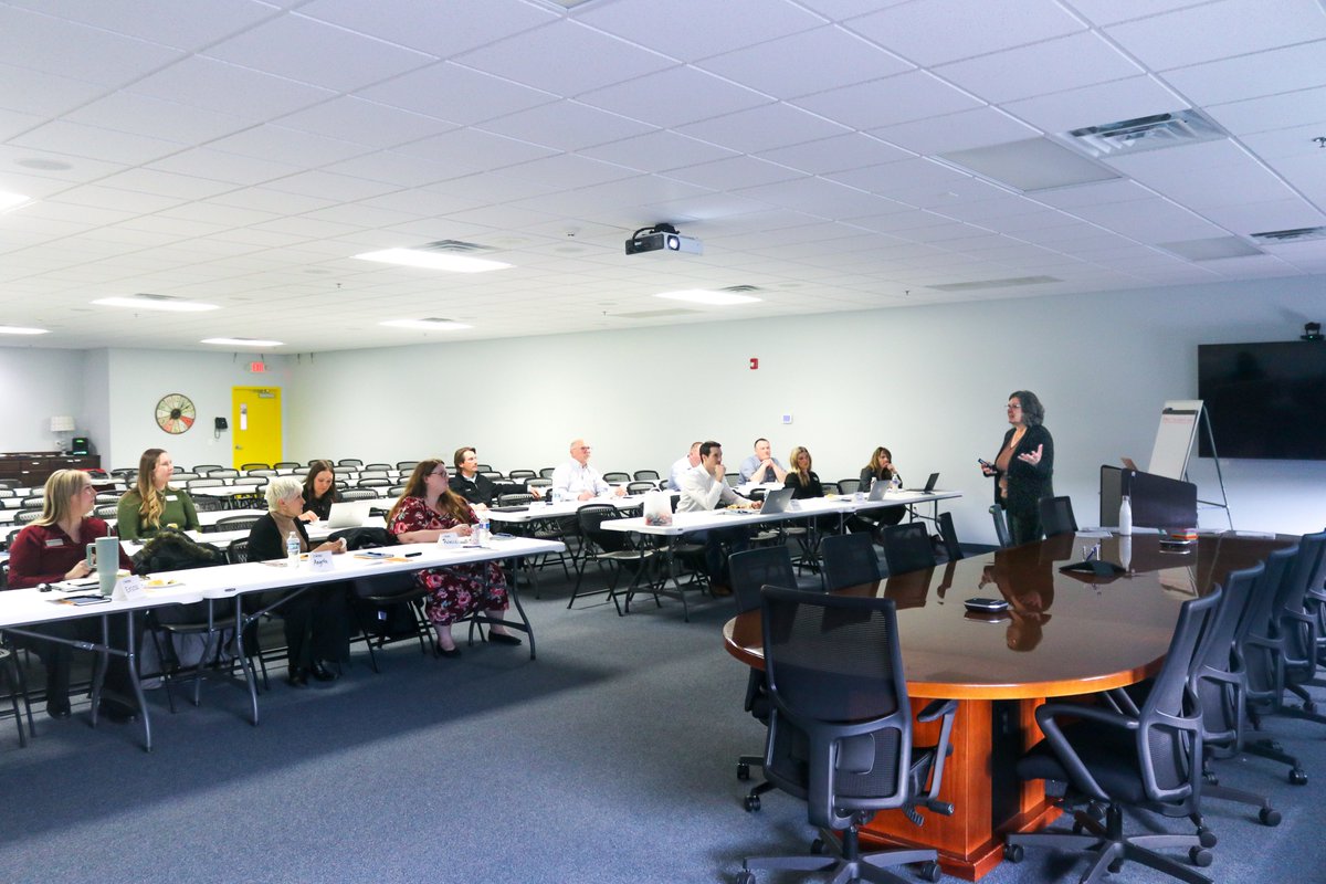 We understand management plays a key role in making a positive difference in the lives of our employees so our managers recently started an 8-session course on Leadership Skills for Managers led by Teresa Heger.