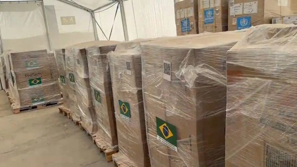 centralpolitcs's tweet image. ❌ Israel barra entrada de 30 caixas de ajuda brasileira em Gaza, diz deputado italiano

30 caixas contendo filtros de água e freezers enviadas pelo governo brasileiro para a população de Gaza foram barradas pelo exército israelense e estão em galpão em Rafah.