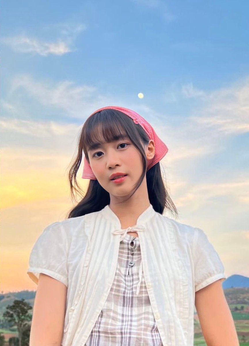 Cosmobee (´。• ᵕ •。`) ~ tweet media