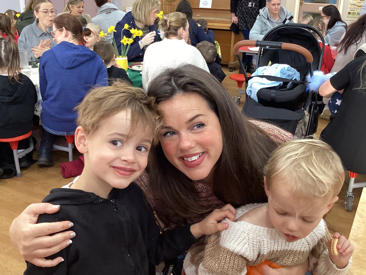 HorwichParishCE's tweet image. What a fabulous turn out we had this morning for our special Mothers Day celebration 😃#HPYR #MothersDay