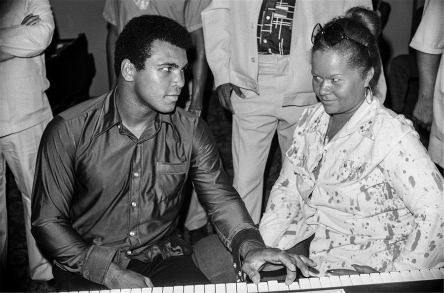 bluezharp's tweet photo. Muhammad Ali and Etta James 
Photo by ©Lynn Goldsmith https://t.co/VGbzqS89e9