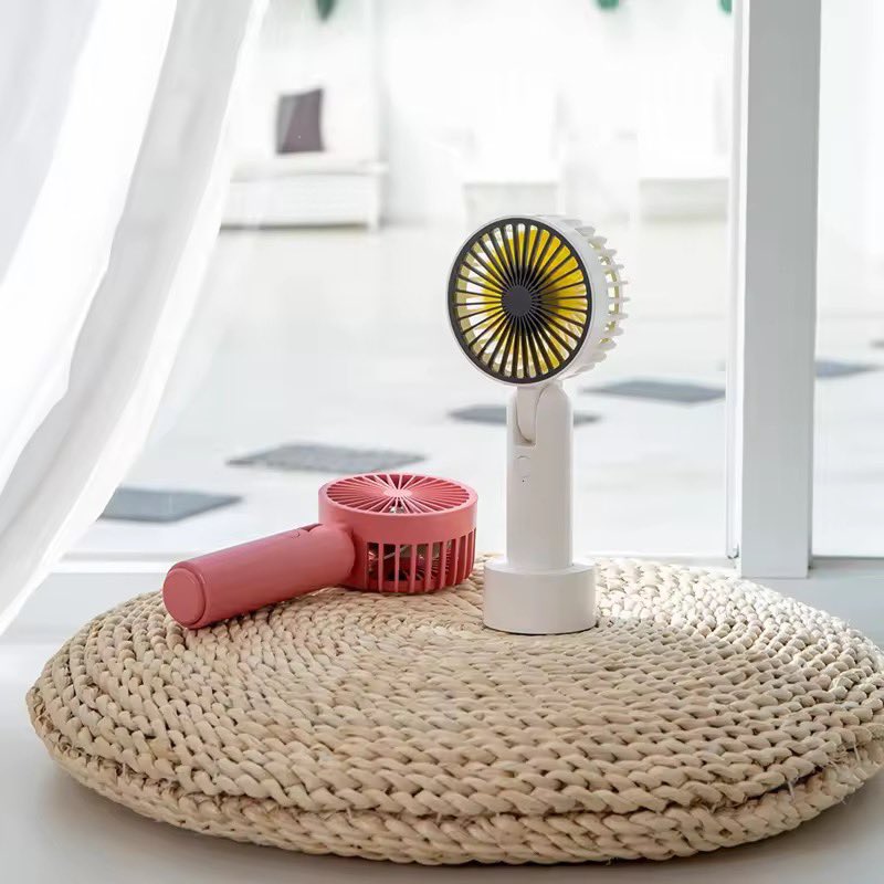 ของดี ราคาโดน ลองเข้าไปดูเลย!
ชื่อสินค้า:  K5Summer Mini Cooler Handheld USB Portable Fan USB Rechargeable Fan Travel Outdoor Home Office Quiet Desk Fans
ราคาสินค้า:  ฿372
ส่วนลดสินค้า:  ฿124
s.lazada.co.th/s.mwImq?cc