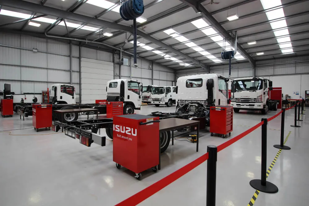 #Didyouknow we have a network of more than 60 fully authorised service points strategically located throughout the UK to ensure your vehicle can easily be looked after to the very highest standards. 🤝 🌐 You can find your local Isuzu dealership on our website. #isuzutruck