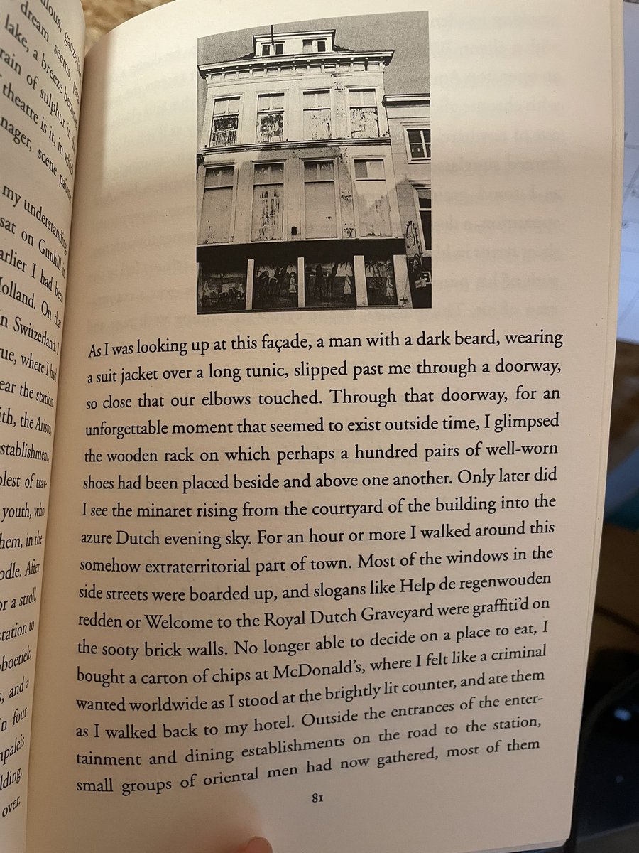 andylancelot's tweet photo. @spybrary I did enjoy #Silverview (although that might be the ‘recency effect’ in play) …enough that I sought out a copy of #TheRingsOfSaturn anyway, which is also very enjoyable) 📚 https://t.co/wu8TptXJCp