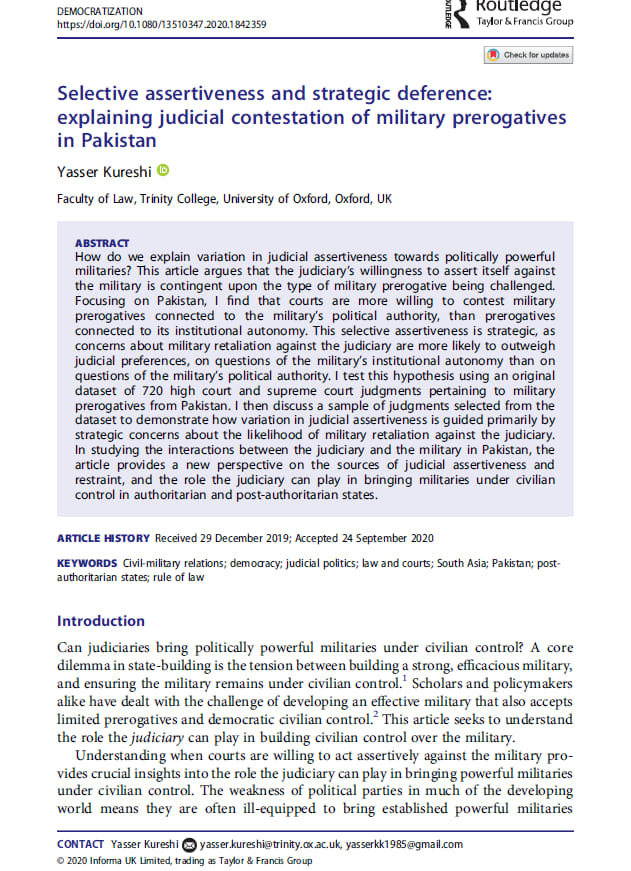 Dr. @Y2Kureshi's research into judicial contestation & military prerogatives is a very interesting read on the politico-legal culture of power & jurisprudence in 🇵🇰. Engrossed by the great insights especially relevant in the contemporary context. 1/ @TCDLawSchool @democ_journal