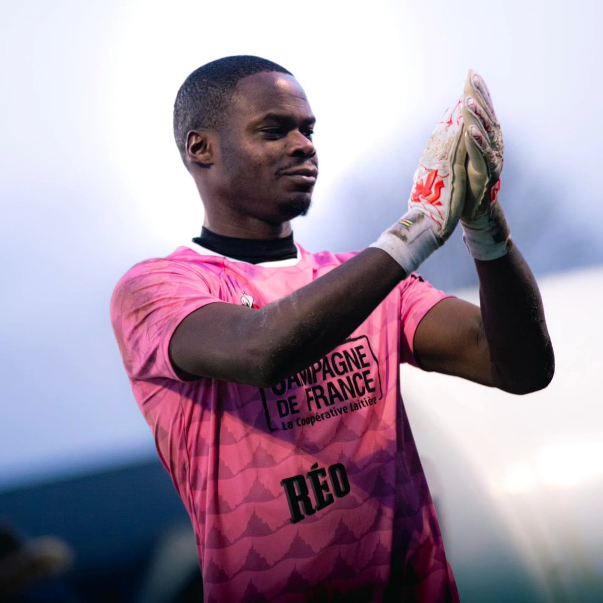 Joyeux anniversaire à notre n°1️⃣6️⃣ 𝘾𝙚𝙙𝙧𝙞𝙘 𝙈𝙚𝙣𝙨𝙖𝙝 qui fête ses 35 ans aujourd’hui 🥳🎈

📸 <a href="/mart1_simon/">SIMON Martin</a>