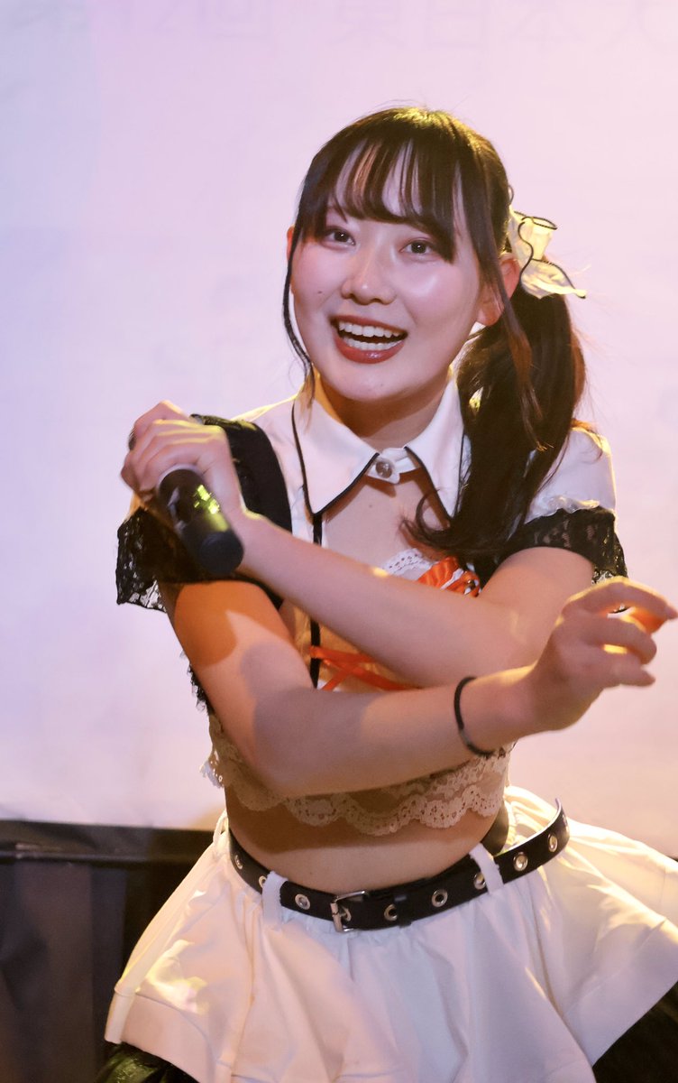 akihiro3776's tweet photo. 3/6 東日本大震災復興支援ツアー広島にて、Seazon2のミユさん。初めて2人体制で観ましたが、すごく頑張っています。
#復興支援ライブツアー
#Seazon2
#ミユ #ミユてや https://t.co/Y2dqmTnbRU