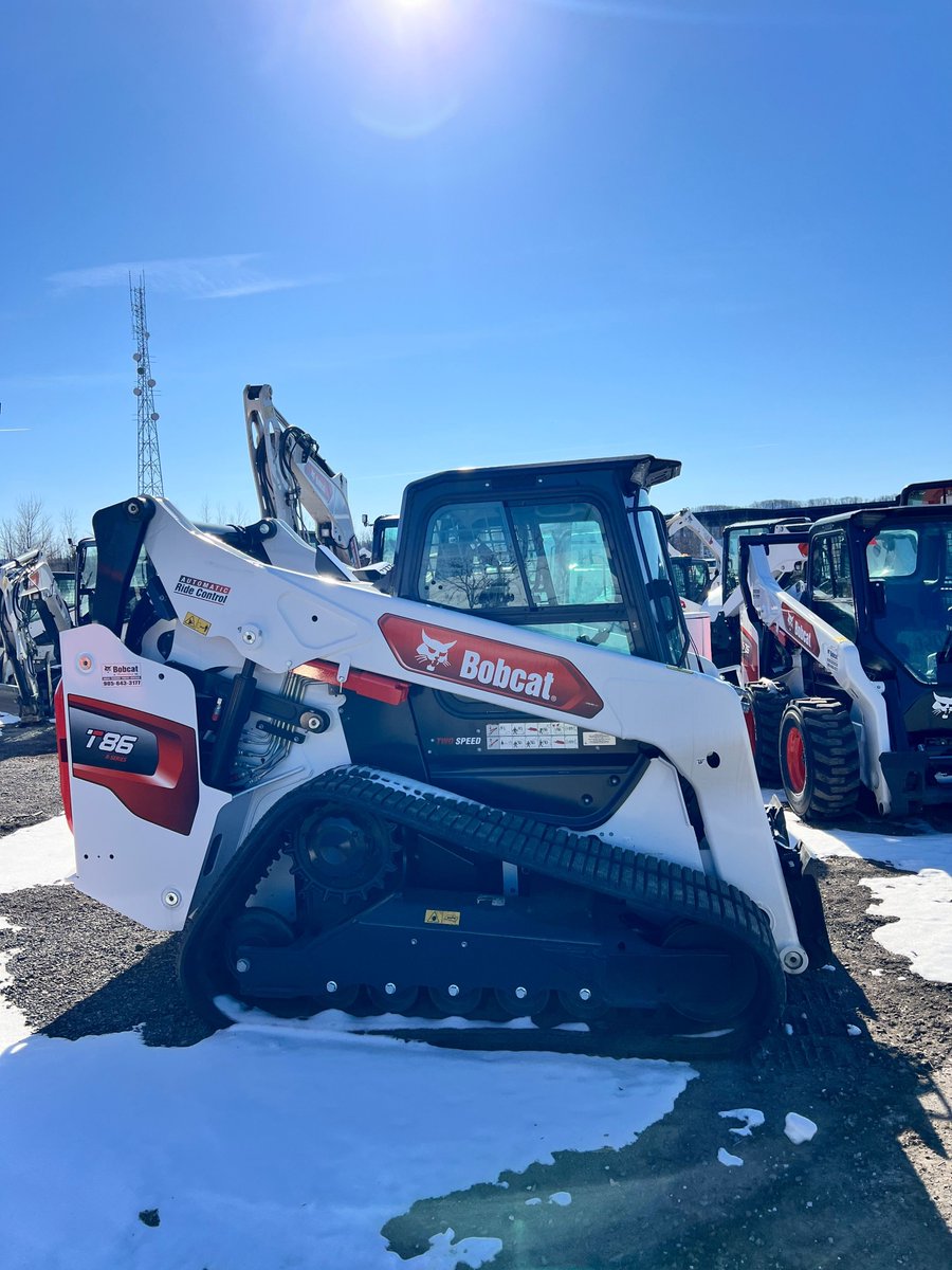 We are always committed to offering you the best quality and reliable equipment. Need it? We have it. Come rent it.

#trackloader #loader #diglife #earthmovers #heavymachinery #heavyduty #machinery #rentalequipment #heavyequipment #gtaequipment #oakville #bobcat