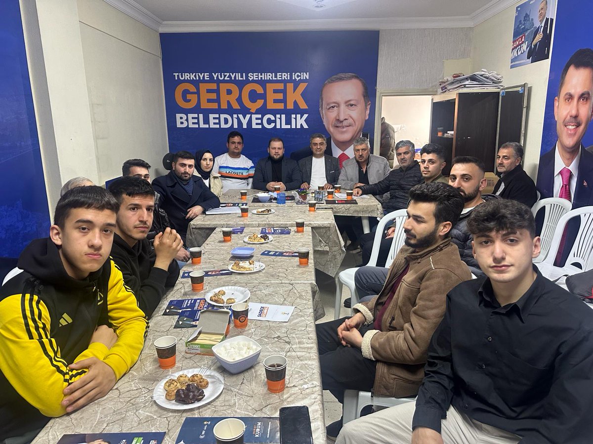 Kartalın Gençleri Bilir Gerçek Belediyecilik AK Belediyeciliktir!

Esentepe Mahalle Gençlik Kolları toplantmızı, Teşkilatlanma Birim Başkanımız <a href="/muhammedozdemrr/">Muhammed Özdemir</a> 'in katılımıyla gerçekleştirdik.

AK Gençlik Sahada <a href="/MimarHuseyinK/">Hüseyin KARAKAYA</a>'nın Yanında!

#Yenidenİstanbul #YenidenKartal