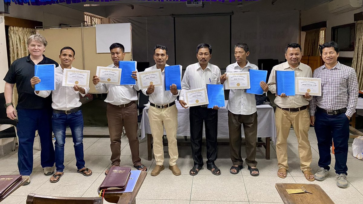 eagleprojects's tweet photo. I’m off to Bangladesh now. I’ll arrive at my destination on Saturday and start teaching on Sunday. We will be restarting the Frontline Theology program. (Photo: Bangladesh graduation 2023) Posted by PCE https://t.co/dKW1XU0jIS