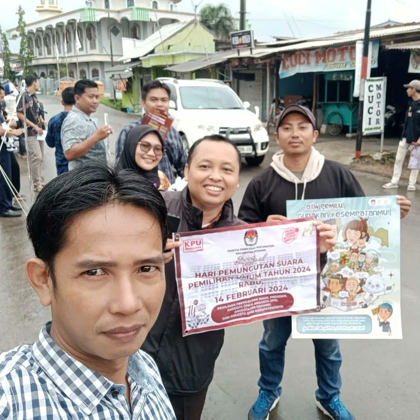KembanganPps's tweet photo. Sosialisasi pelaksanaan Pemilu 2024 kepasa Masyarakat kecamatan Bonang https://t.co/xmSZEd3GVa