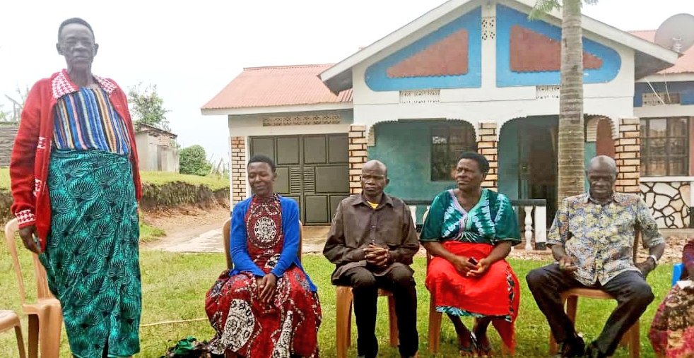 CDFUUG's tweet photo. When residents know each other and look out for one another, it creates a sense of community and discourages #Criminal activity; this can also lead to better cooperation with law enforcement, as residents are more likely to report suspicious activity #AdvancingJusticeUG https://t.co/KNJbaxAYjJ