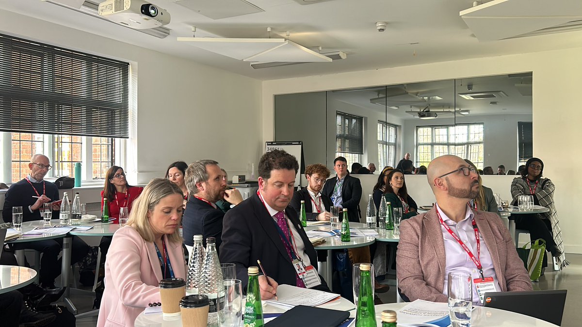 Eton College CIRL (@eton_cirl) on Twitter photo Full room for our research and evidence forum.
#teaching #learning #ProfessionalDevelopment #Collaboration #schools
<a href="/EtonPartnership/">Eton Connect</a> Full room for our research and evidence forum.
#teaching #learning #ProfessionalDevelopment #Collaboration #schools
<a href="/EtonPartnership/">Eton Connect</a>