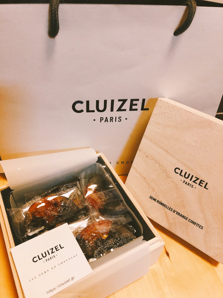 お客さんのお店の高級チョコレートをいただきました🙌 『クルイゼル
