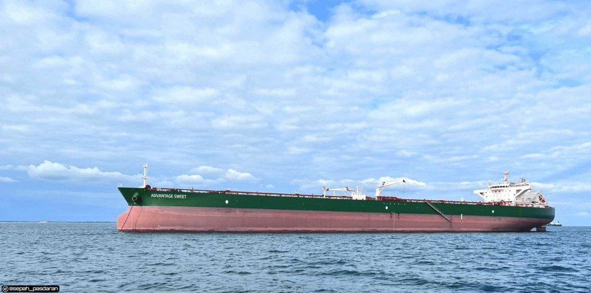 RoyalIntel_LIVE's tweet photo. Iran seized an American oil tanker this morning 🇮🇷🇺🇸 https://t.co/nFvunBQTfC