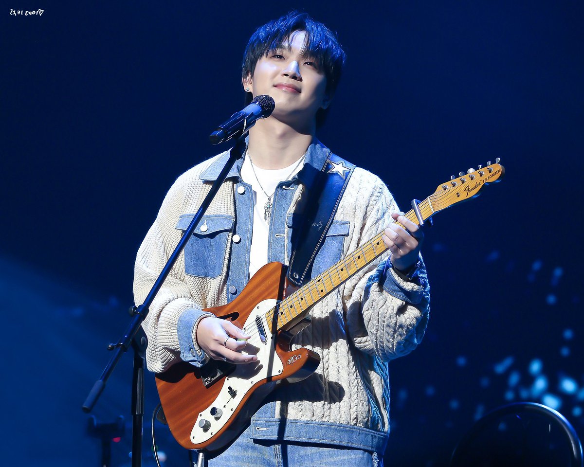 #기어코_더_찬란히_빛날_현식
진짜 너무너무 축하해 오빠😆
진짜 더 찬란히 빛날 현식오빠와 함께 앞으로도 쭉 응원할게 사랑해💙☺️