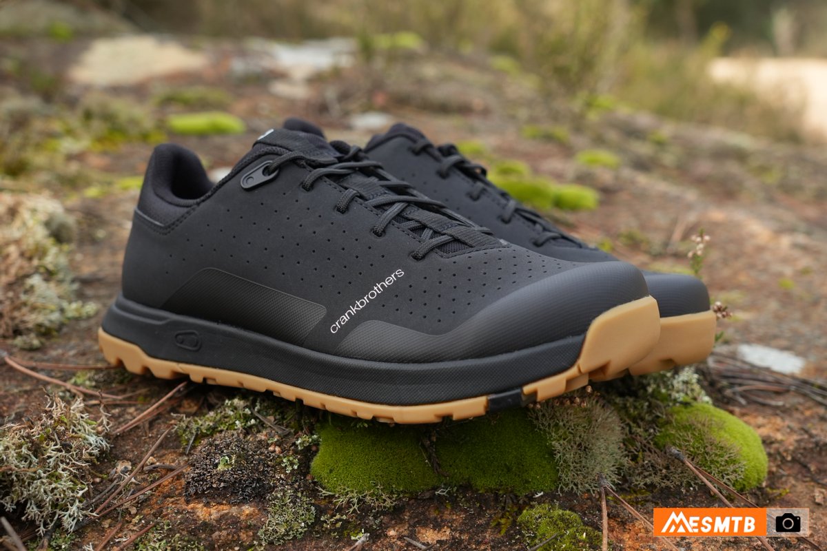 Zapatillas crankbrothers Trail Lace, probamos su modelo más cómodo: esmtb.com/zapatillas-cra…