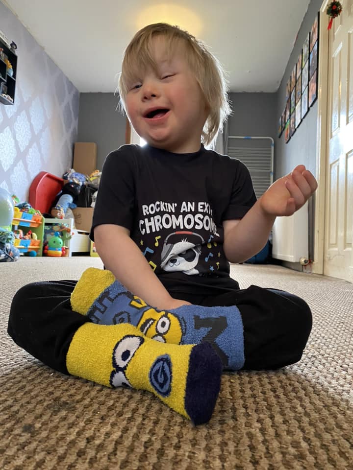 There's still time to sign up for Lots of Socks! It's as simple as throwing on a pair of odd socks and asking some others to join you! You can find some more inspiration and sign up here:   takeastepforward.org.uk/lots-of-socks-… #LotsOfSocks #WDSD24