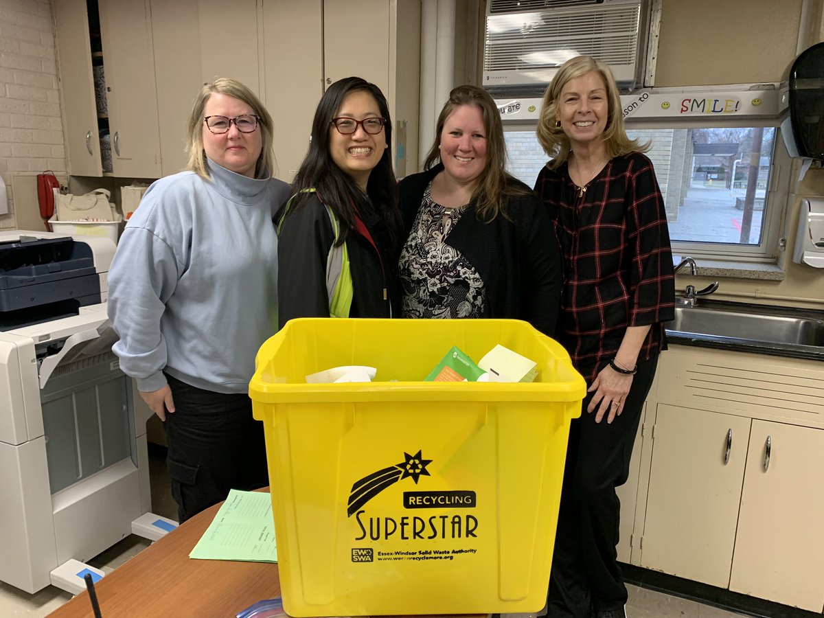 Our Gold Bin winner on Feb 28th was our amazing office staff and administrators. Perfect recycling every week!
Thanks for being great role models for our Sabres.