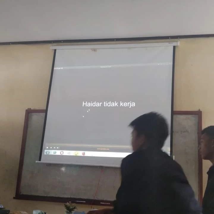 sosmedkeras's tweet photo. Malu banget pasti https://t.co/dayIa6NP2R