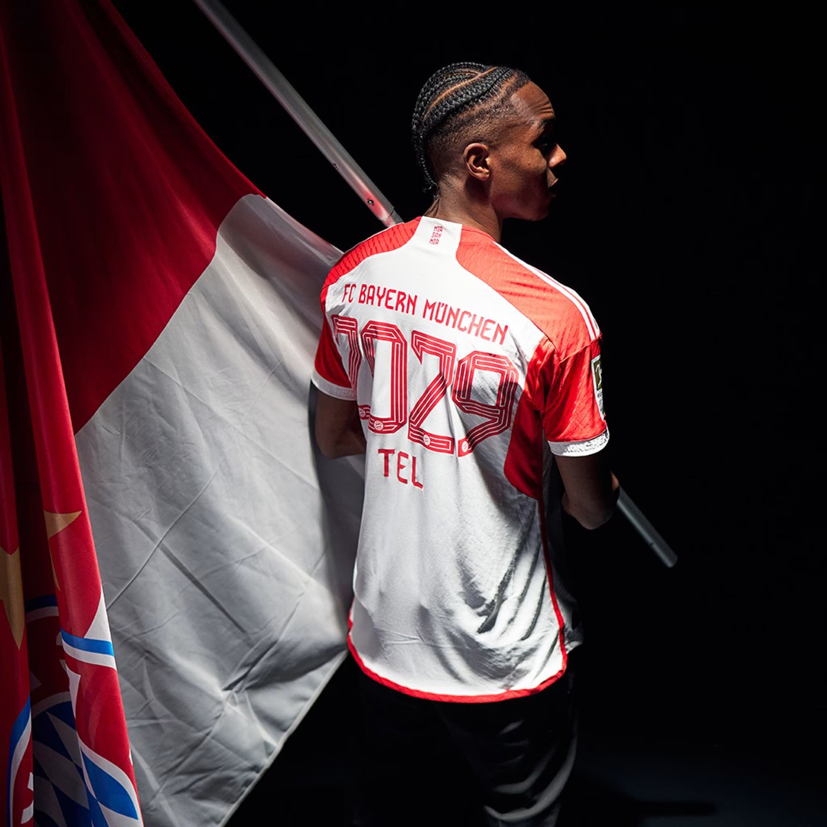 OFFICIAL: Mathys Tel has extended his contract at FC Bayern until 2029 ✍️🇫🇷