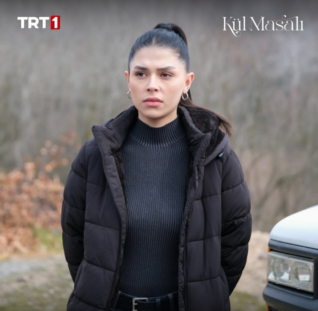 sadecesozlerle's tweet photo. Başka bir evrende komiser Ezgi Vural ✨
@elayoruklu 🤍 https://t.co/DGoADmaBk9