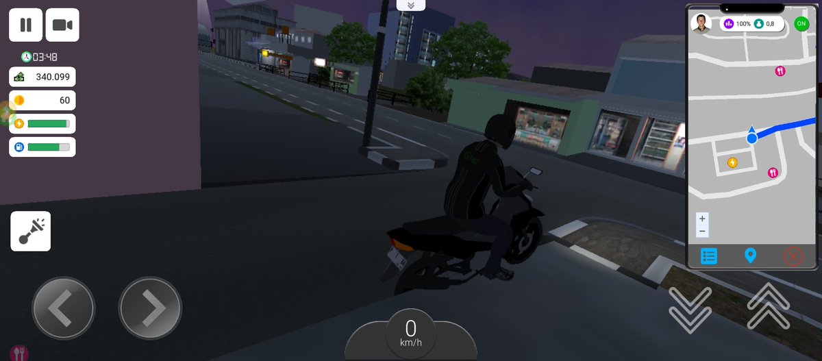 udah nerima orderan eh malah nyantol roda eeeeeee