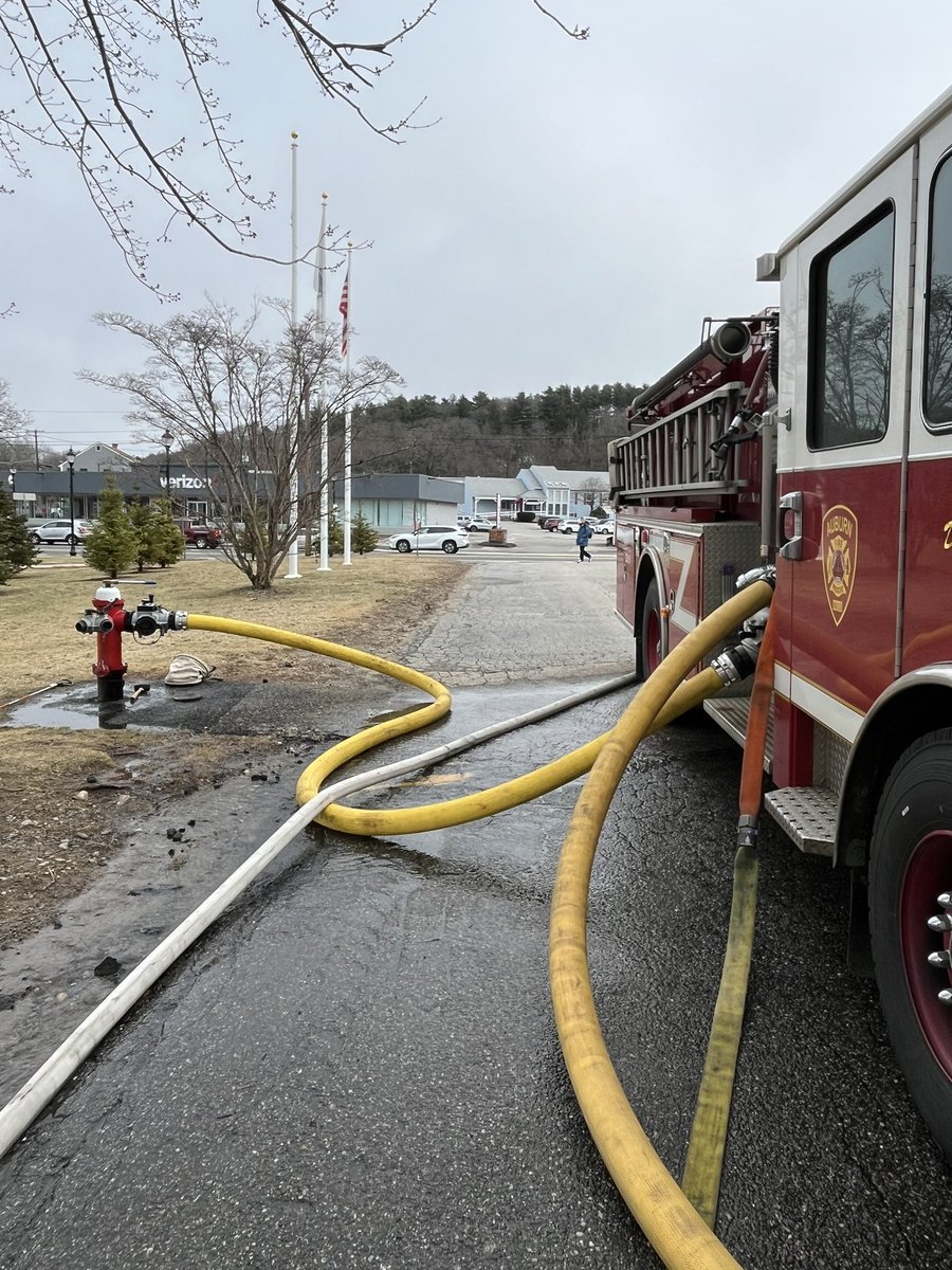 auburnmassfire's tweet photo. Pump training and ladder operations with probationary firefighters this morning behind HQ.
#Training #probationary https://t.co/4XPJ6L2foT