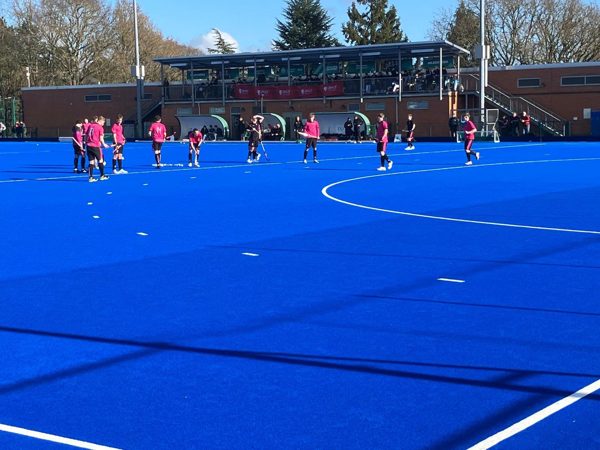 Final preparations… a windy day but at least the sun is out! We’re all behind you @TrentHockey #ProudtobePink