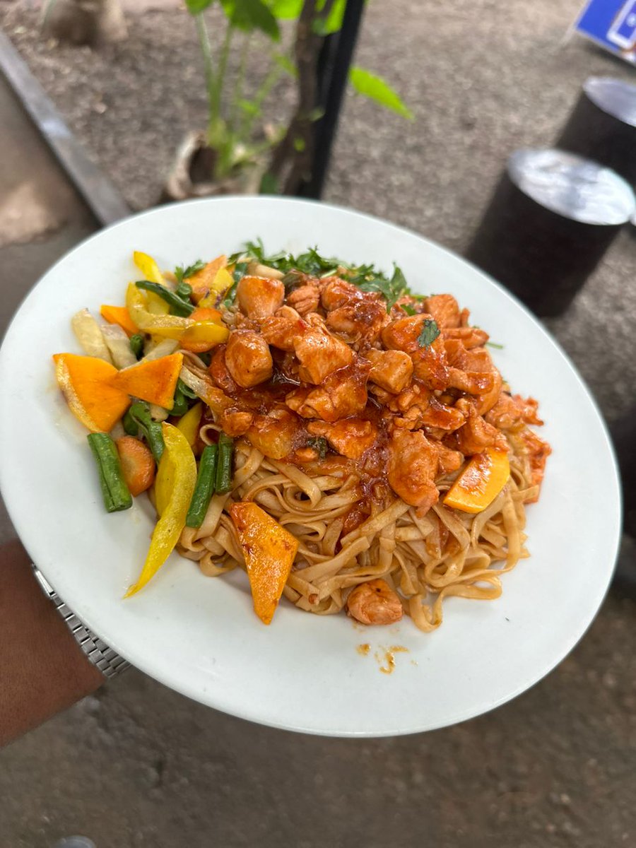 StaMag_Cafe's tweet photo. Stamag Cafe 📍Shan Noodles 🍜

Noodle Cravings hitting hard? Our Shaun Noodles will hit the spot! 🤤

K10,000 only. https://t.co/fY3dynkSFM