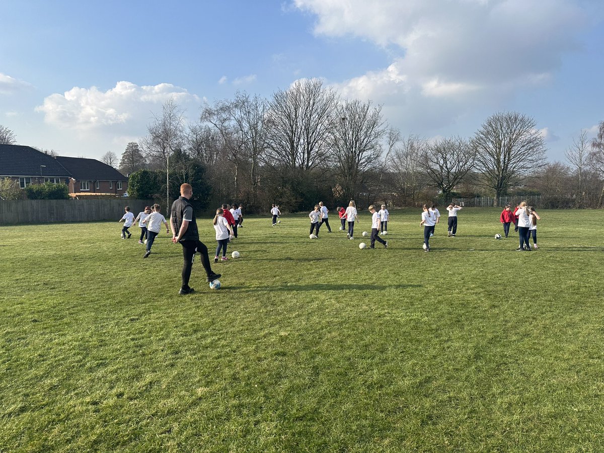 Lovely afternoon for our football session with <a href="/LaticsCommunity/">Wigan Athletic Community Trust</a> lots of new skills learned on our freshly cut pitch ⚽️⚽️