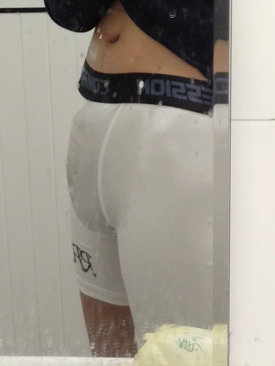 bu07207693's tweet photo. #白袜体育生 #鸡吧套子 #撸先生 #白袜臭脚 #体育生粗口 #体育生白袜 https://t.co/59eHCu7g41
