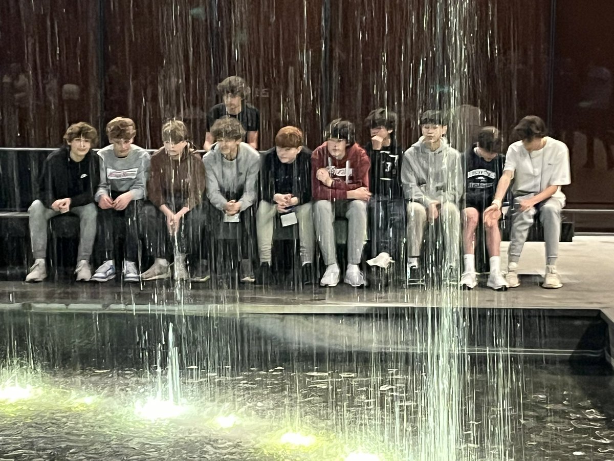 Max Hanson tweet media