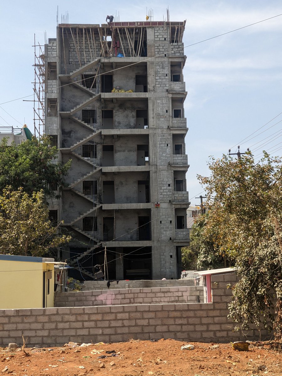Barrycob17's tweet photo. @Tejasvi_Surya Well now in Singasandra bbmp is approving buildings on 1200sqft plots to go G+6 floors so they can put 11 apartments.  This is a tragic failure of the government to curb overdevelopment.  No amount of borewells or projects can support this housing density https://t.co/QOUXg79fg7