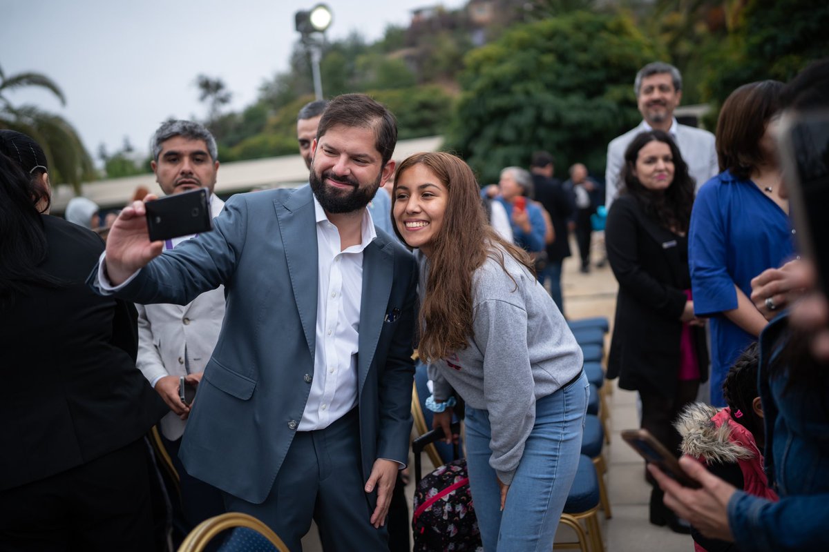 Gabriel Boric Font tweet media